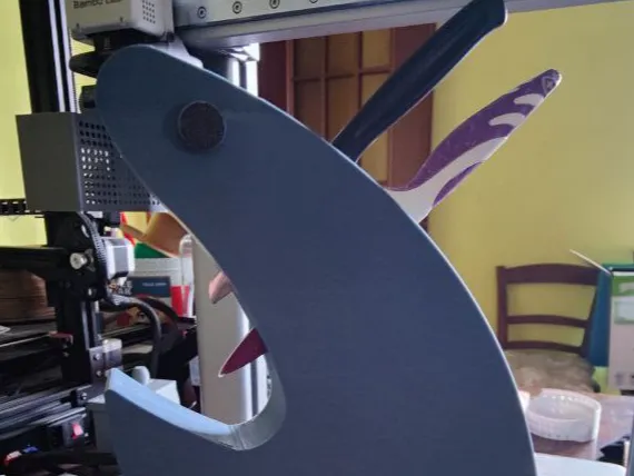 sharknives holder