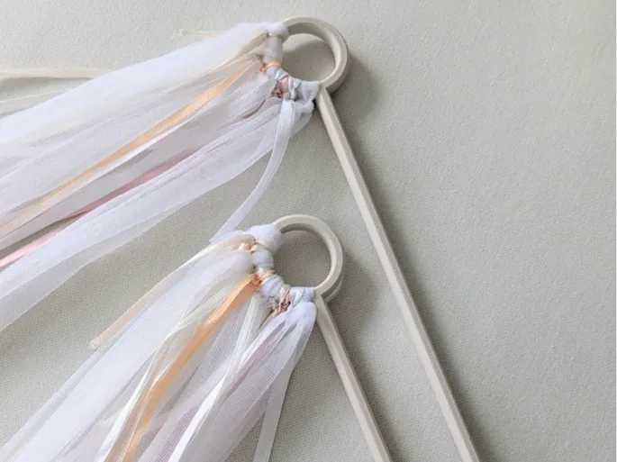 Ribbon wand