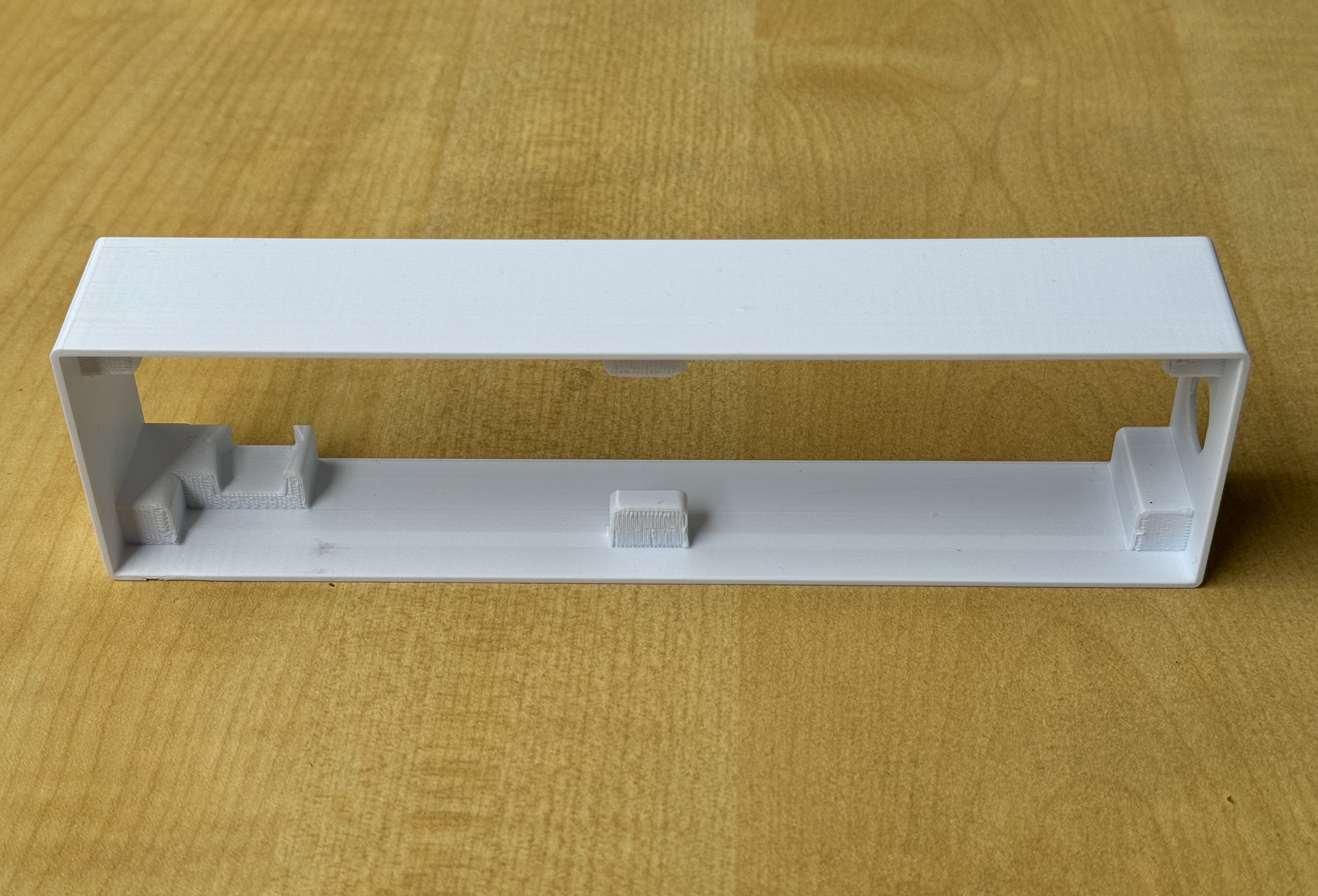 Miniatura 1 do modelo 3D PixelClock G2 像素时钟 第2代 有底座款外壳