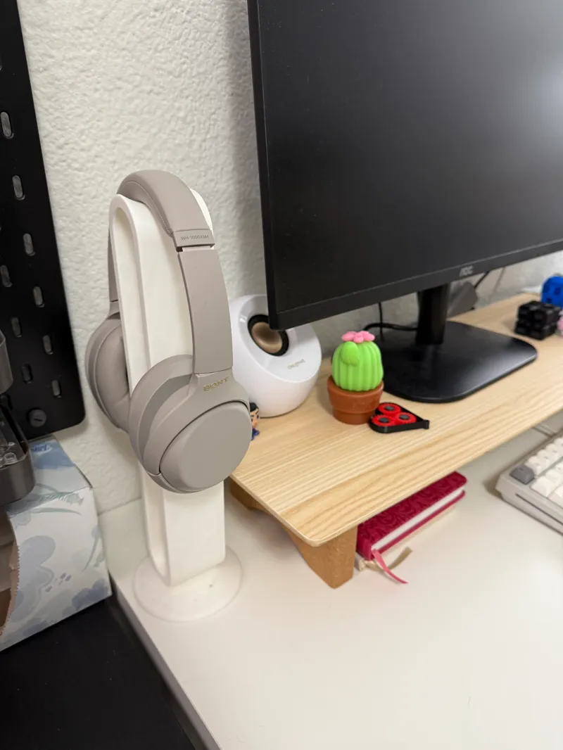Very Tall Headphone Stand