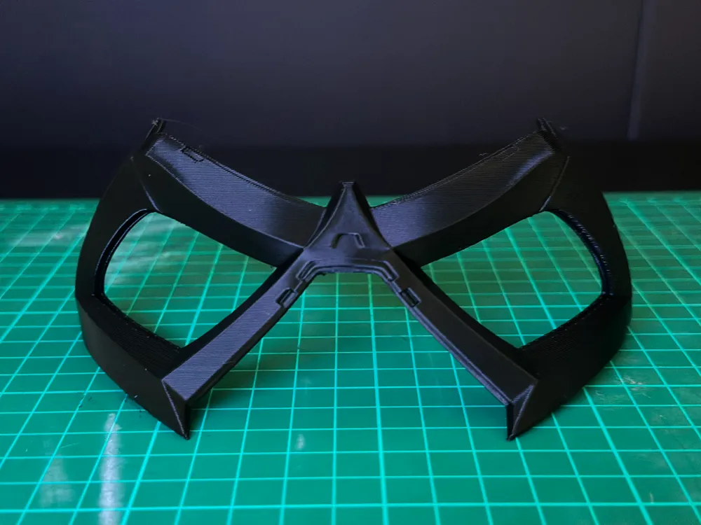 DC Robin Face Mask by TAH3DGeek - MakerWorld
