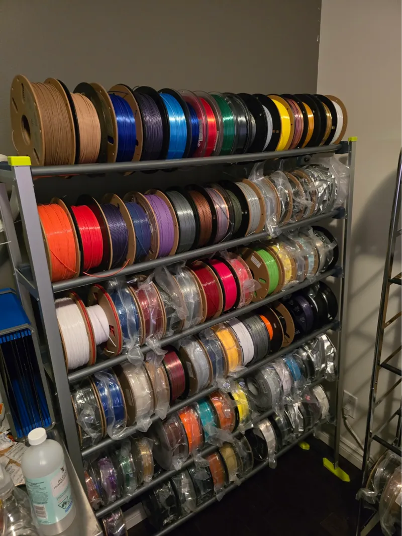Filament Rolls Shelve