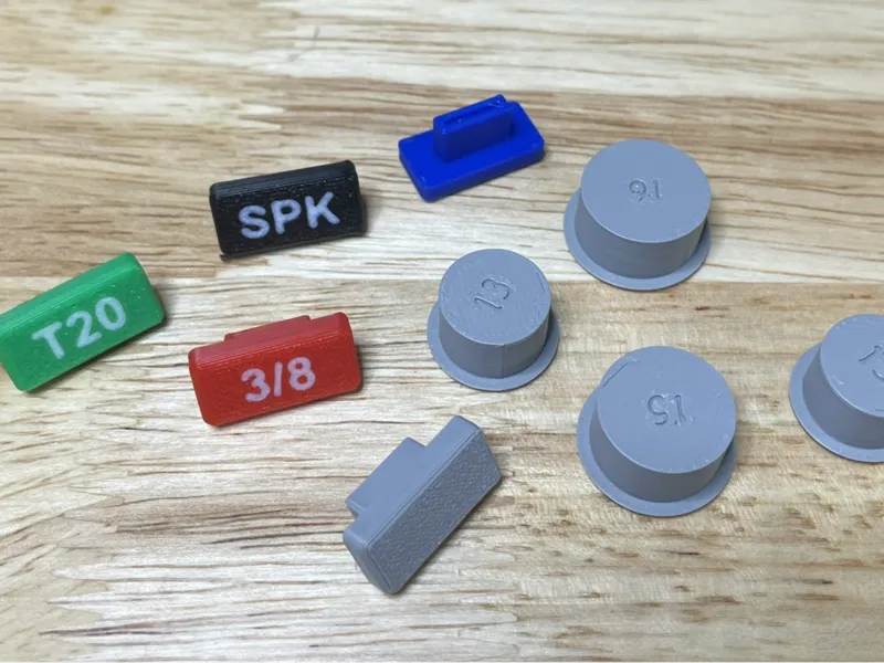 Universal Toolbox Accessories