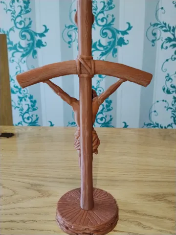 Figura decorativa: Scorzelli-Inspired Crucifix – Pope John Paul II — vista de referencia 4