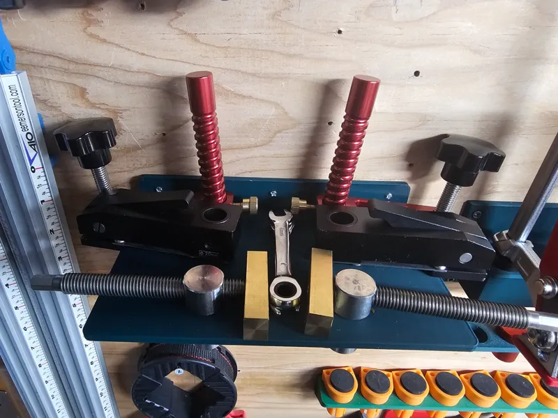 BFT Clamp Holder