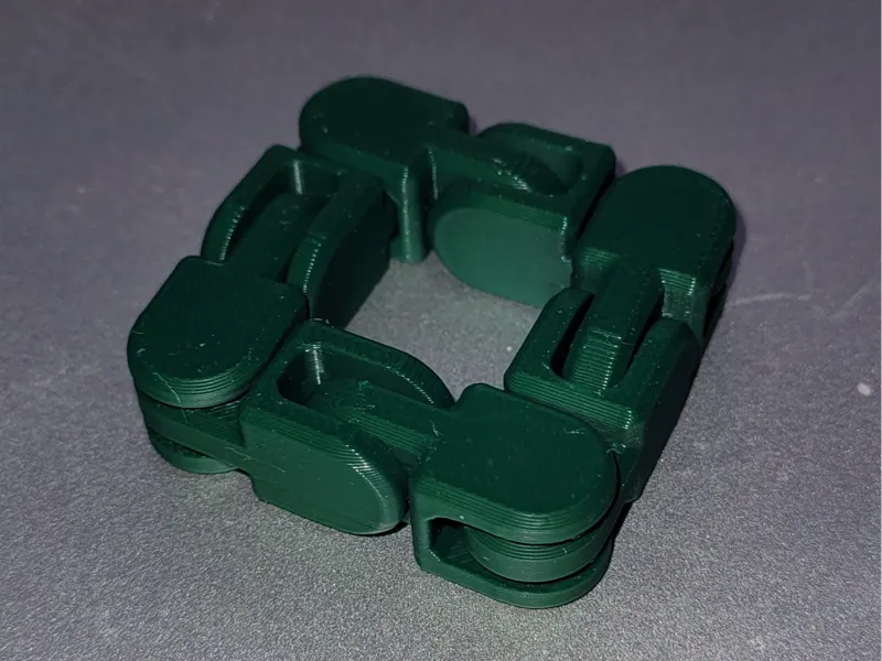 Fidget Chain 2 (large)