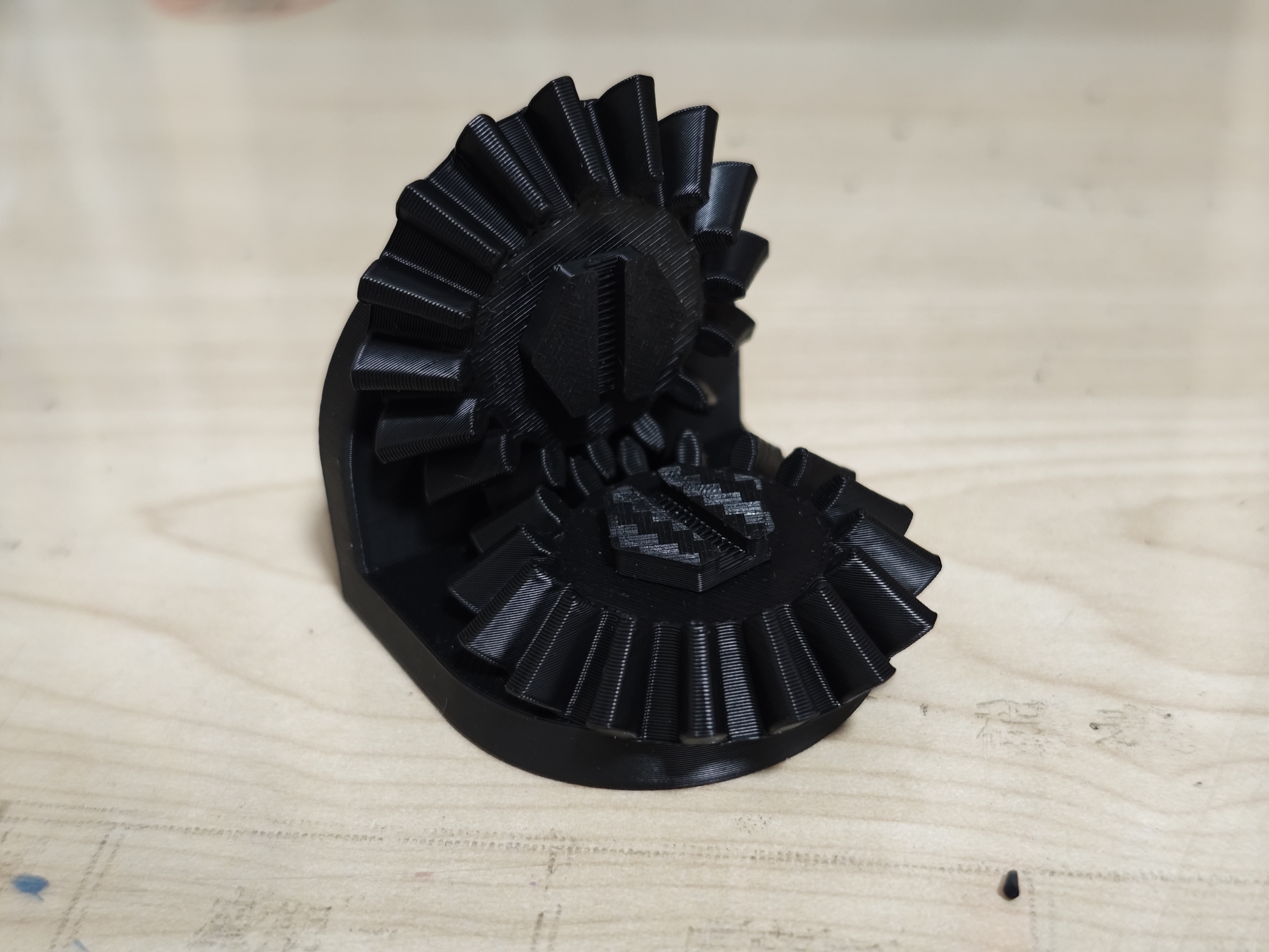 Miniatura 2 do modelo 3D 直角锥形齿轮传动模型（23g）