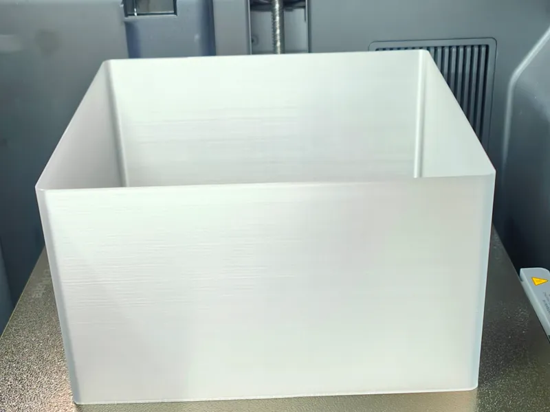 170x170x100 container
