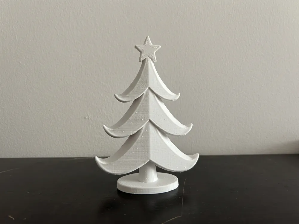 Minimalist Christmas Tree with Star – 3D Decor - Free 3D Print Model ...