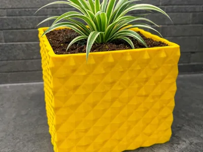 Diamond Pattern Planter