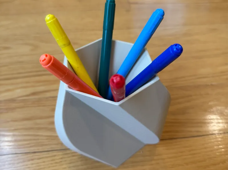 Vorticular Hex: Modern pen holder