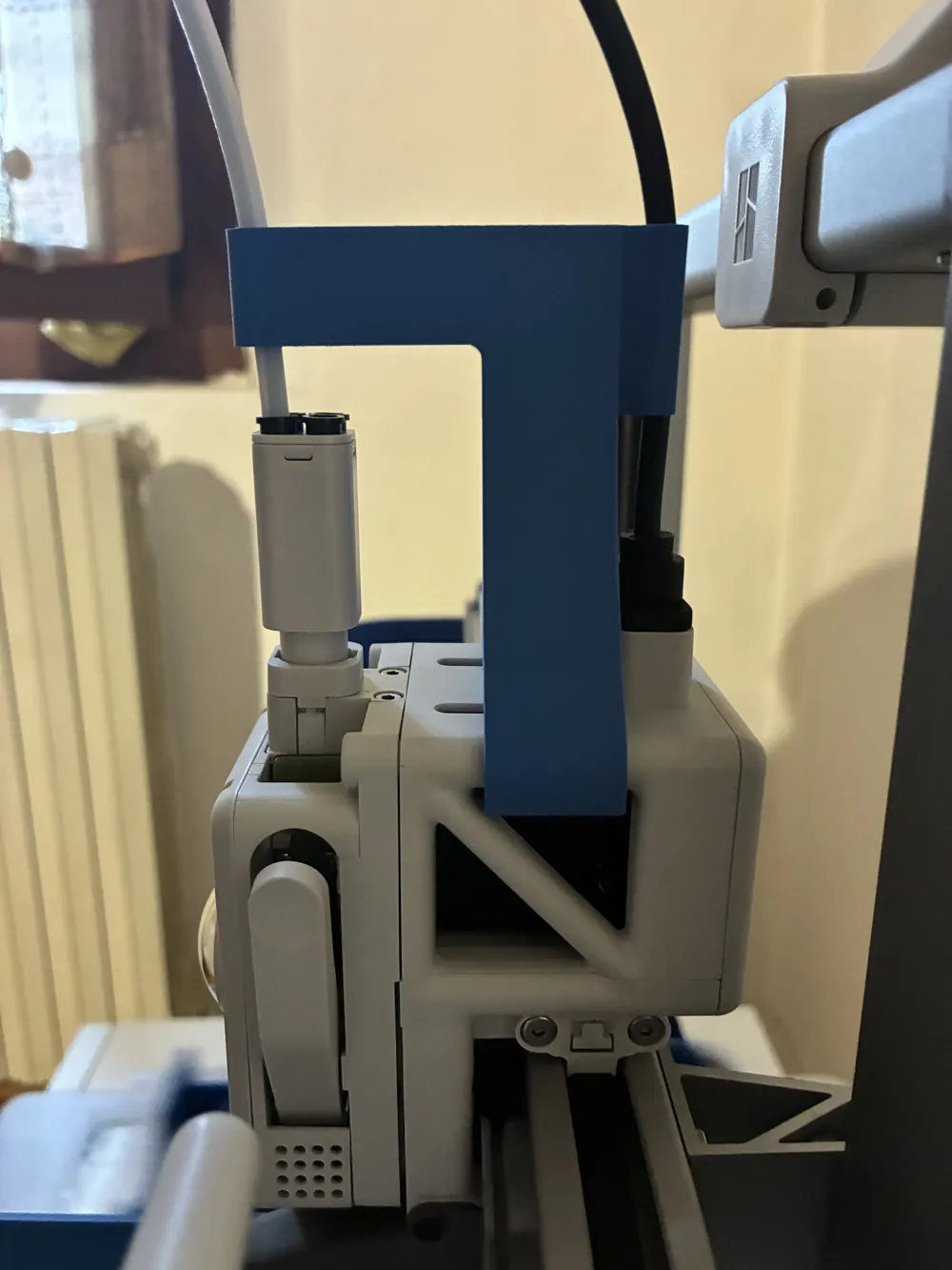 Push-fit PTFE and Cable Guide for A1 AMS - Free 3D Print Model - MakerWorld