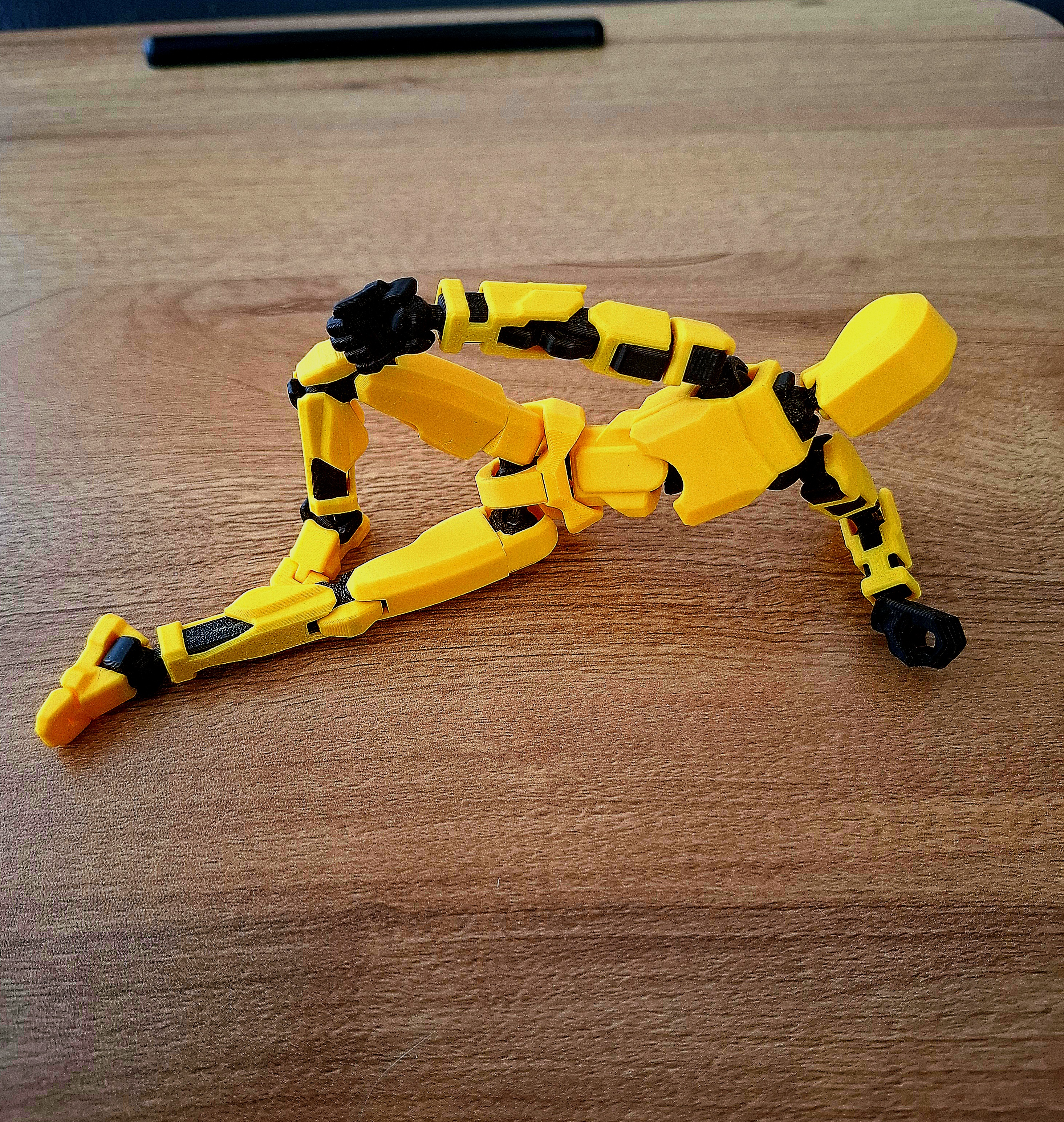 Miniatura 2 do modelo 3D Dummy 13 BETA Light Armor