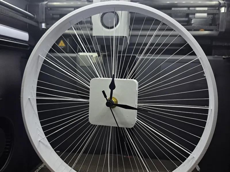 String Suspended Clock