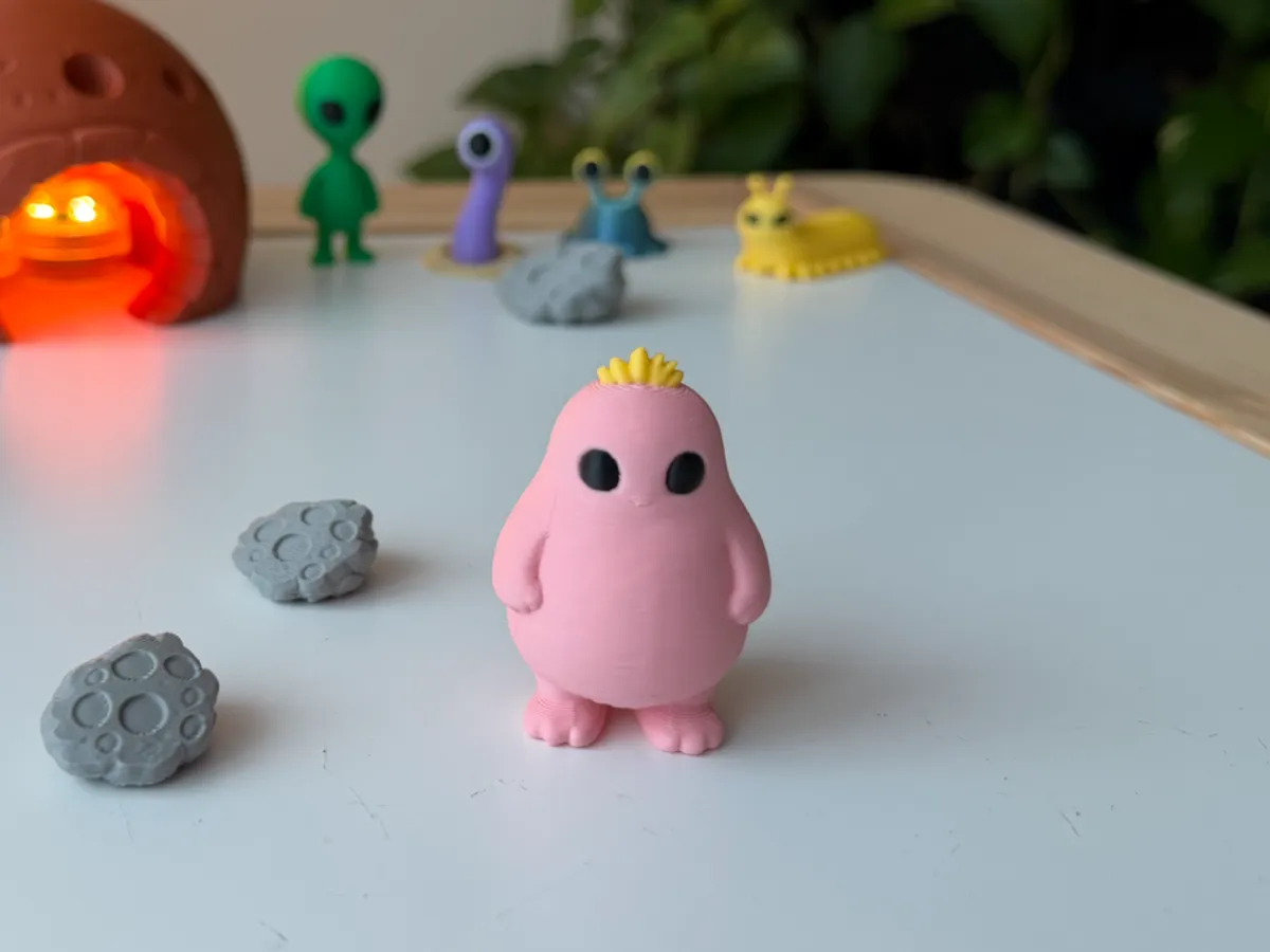 Round Alien - 