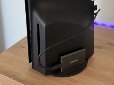 Playstation 5 Pro Disc Stand vertical SamsungT7SSD