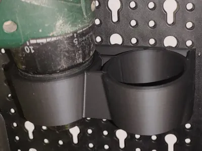 Adaptation for two screwdrivers and Parkside pegboard