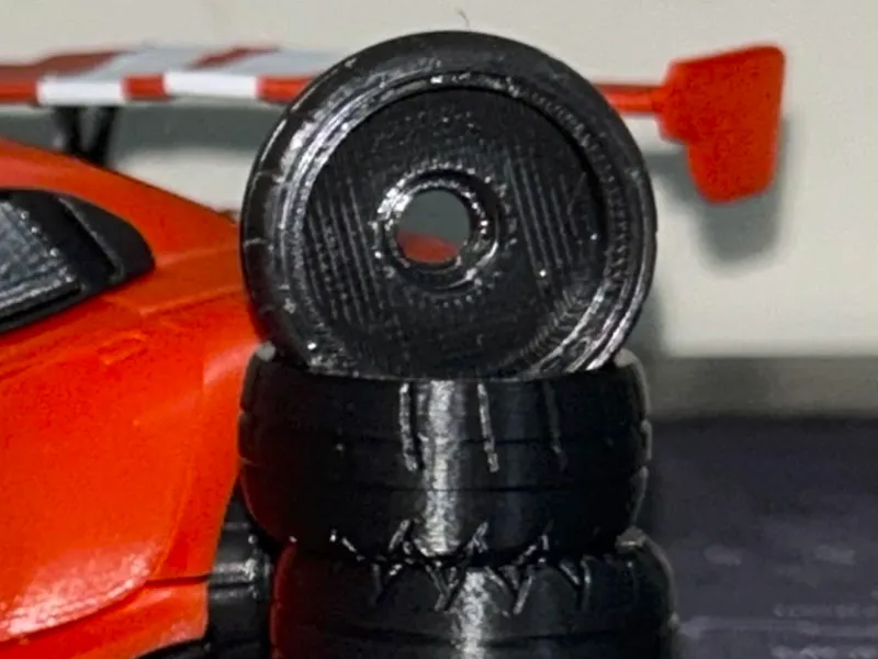 Wheel with space for a 608ZZ bearing to fit in 