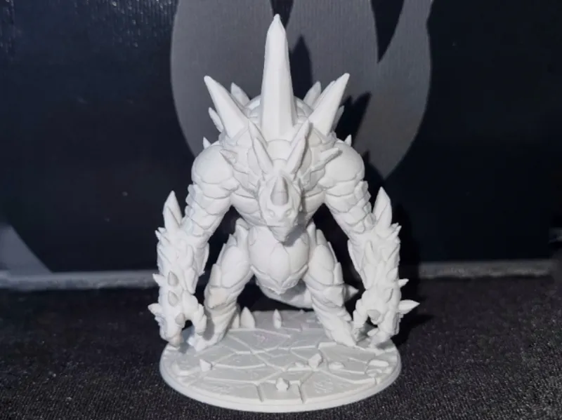 Crystalline Breacher D&D Miniature (60mm)