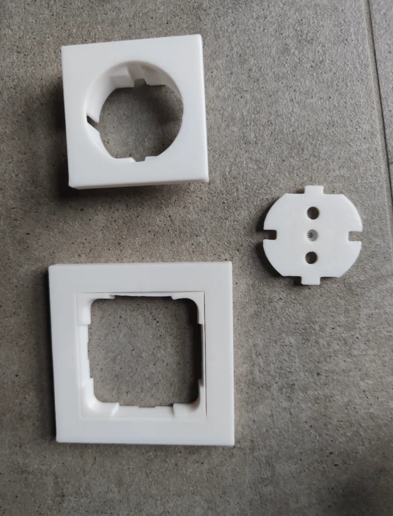 EU Power Outlet Cover and matching frames