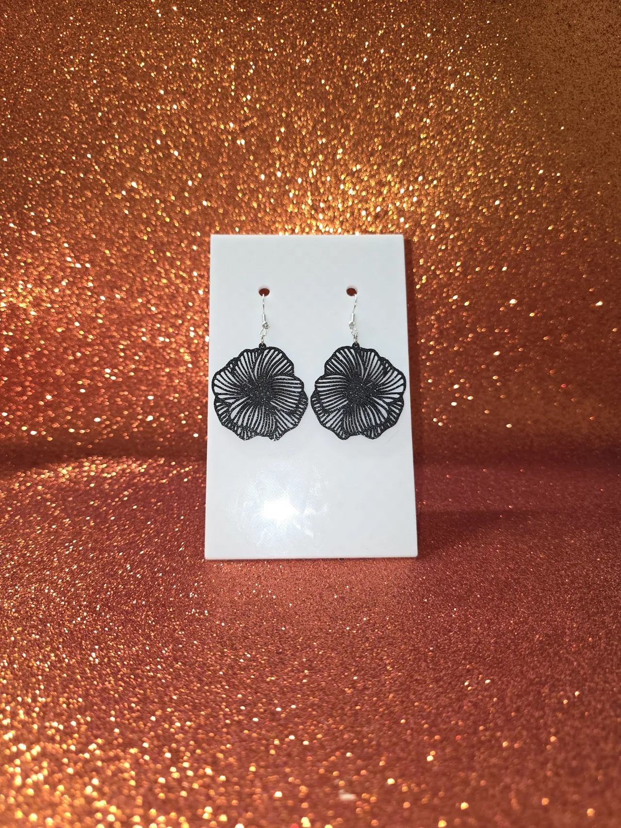 Radiant poppy earrings view 2