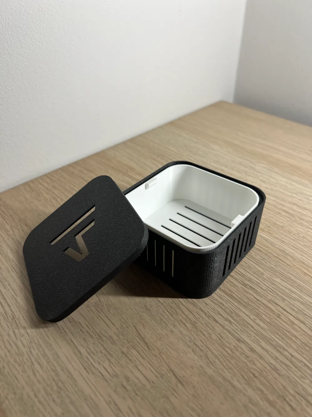 Vented Dental Retainer Box - Free 3D Print Model - MakerWorld