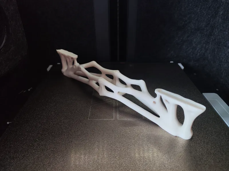 Support de Pc Optimisé Topologiquement