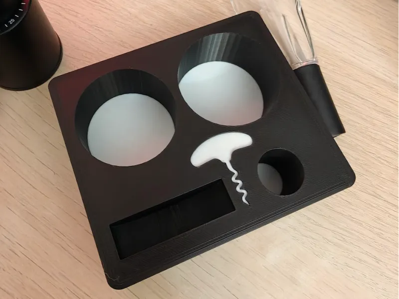 Electric wine set holder
