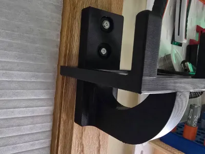 Pimax Crystal hang on the wall stand