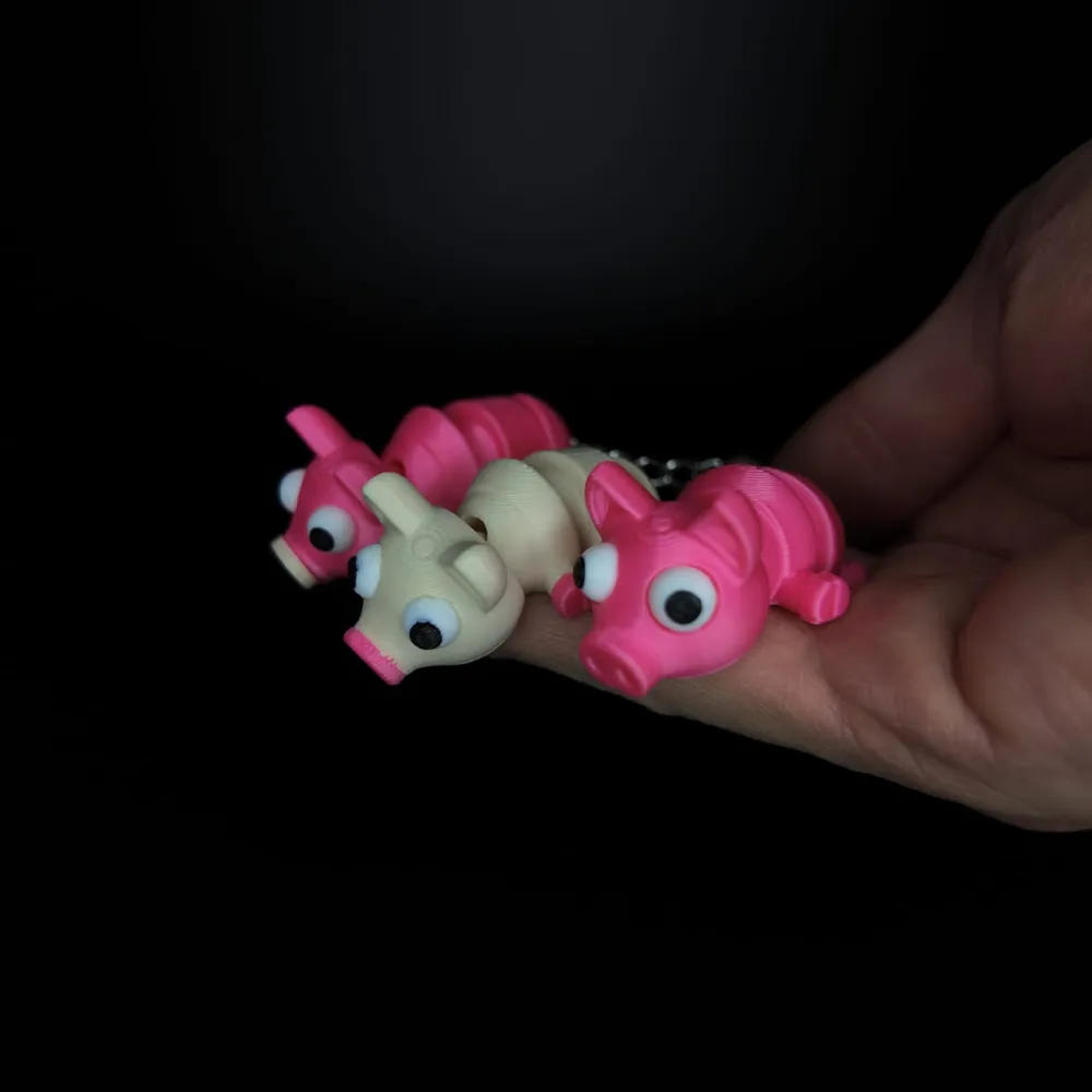 Flexi Funny Pig by ilya91MakerWorld: Download Free 3D Models