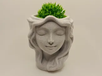 Blumentopf mit Frauengesicht – elegante Deko
