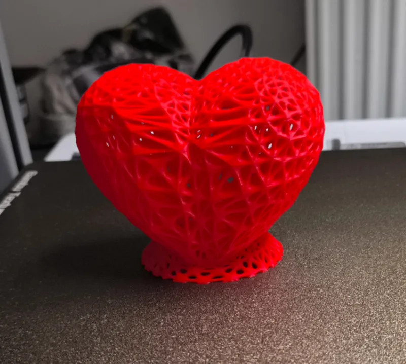 Heart nest suitable for a tea light