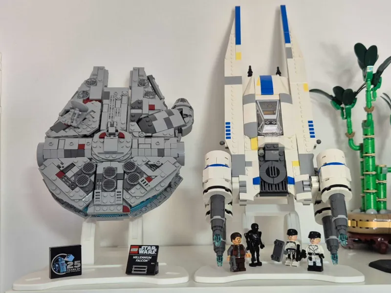 Universal LEGOs Ship Flight Display Stand - 35°