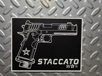 Staccato sign magnet