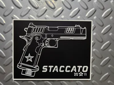 Staccato sign magnet