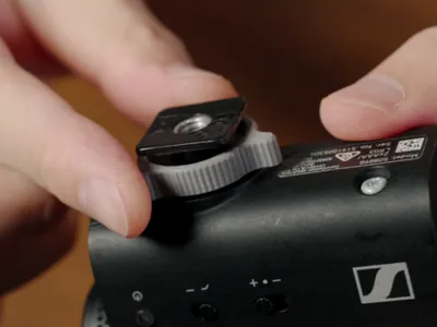Sennheiser MKE400 cold shoe ring