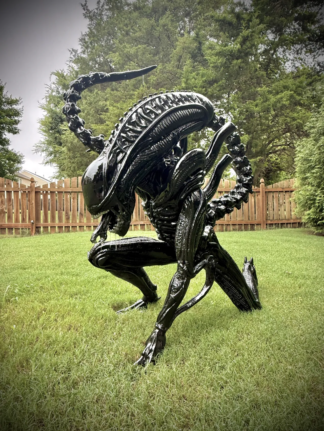 Life Size Xenomorph Alien Model - 5ft Tall! view 4