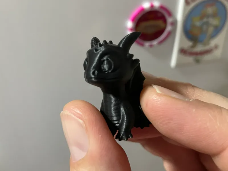 Small egg and dragon hidden magnet 6x2mm & pause