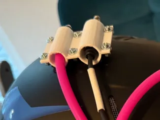 Funk/Trinksystem-Helm-Halter für Motorsport