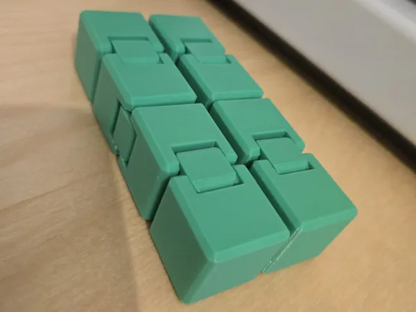 https://makerworld.bblmw.com/makerworld/model/USe9e832a27b14f2/design/2025-06-21_0a3a81995e6cc.jpg