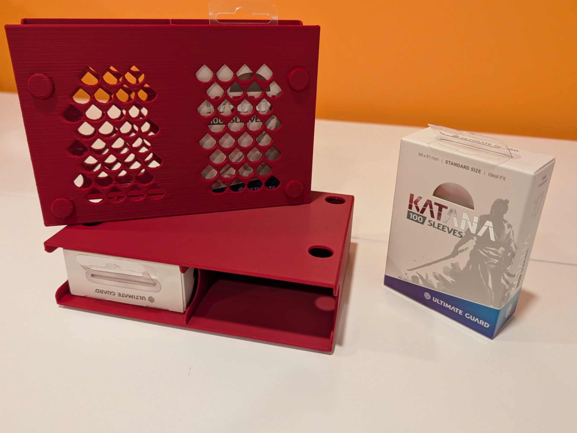 Miniatura 1 do modelo 3D Modular Stackable Storage for Card Sleeves