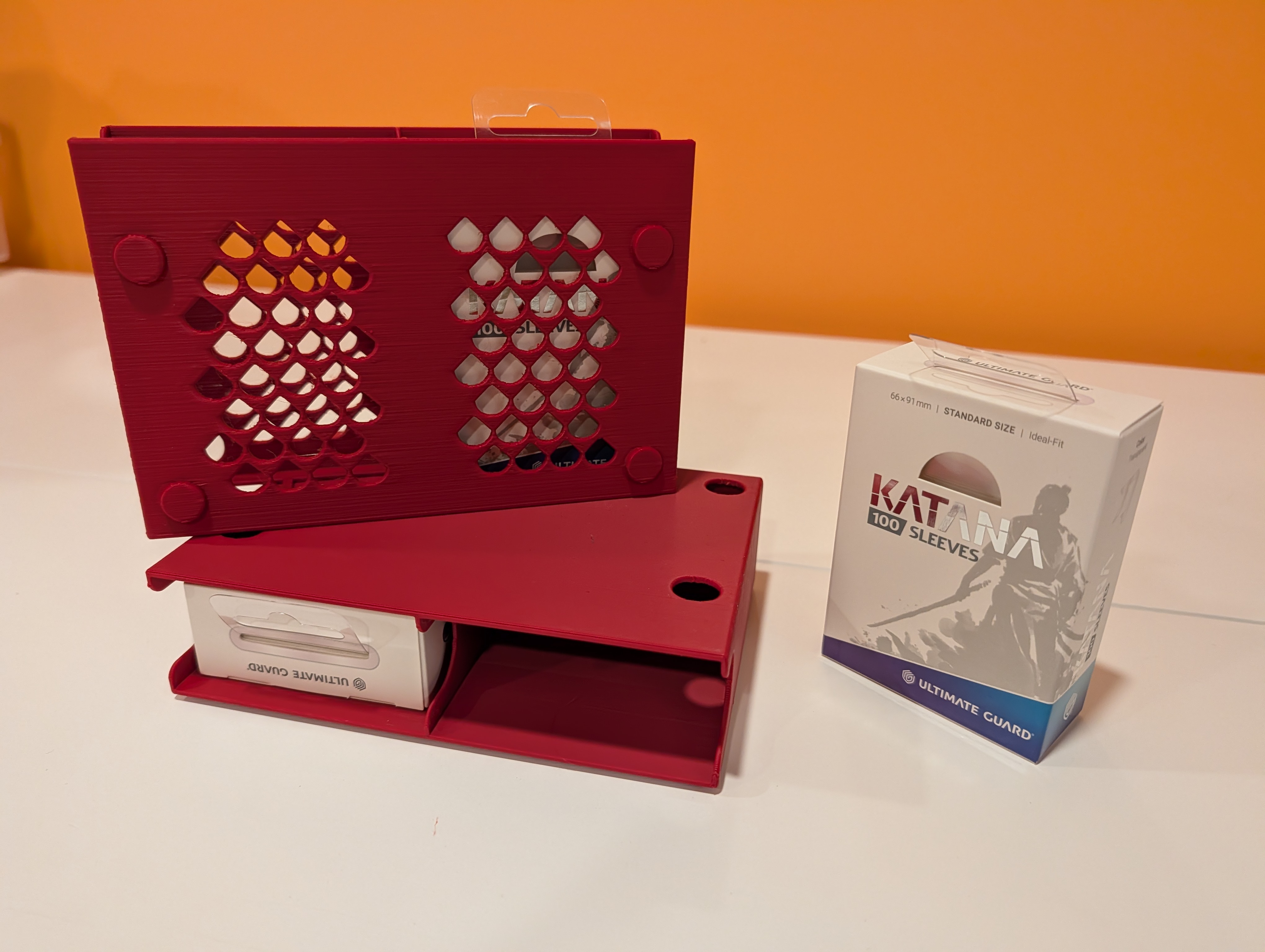 Miniatura 2 do modelo 3D Modular Stackable Storage for Card Sleeves