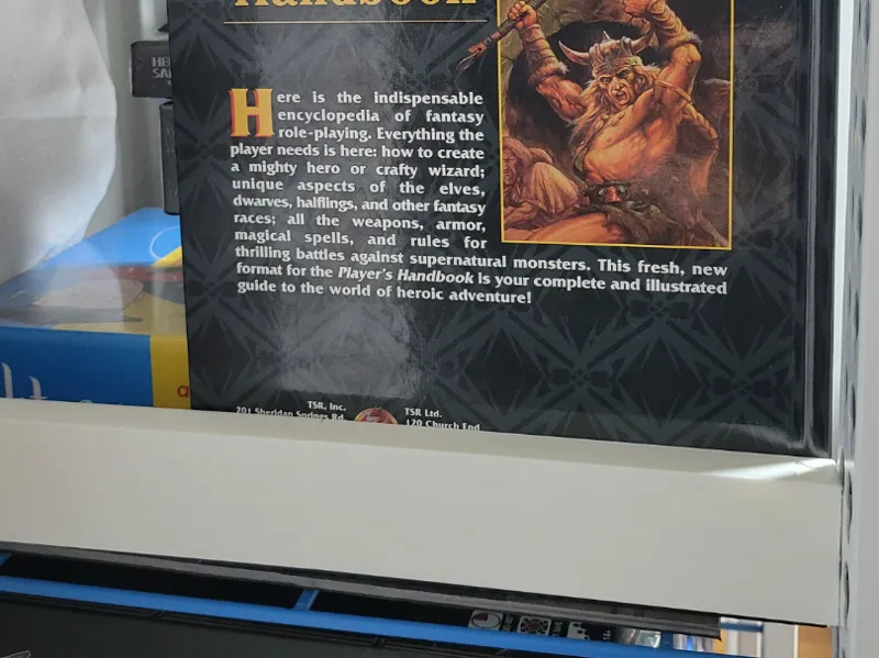 Box King Throne - Book Rail
