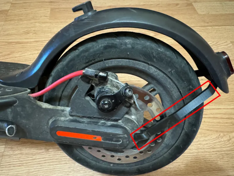 Support for Xiaomi M365Pro Scooter Rear Wing Wheel