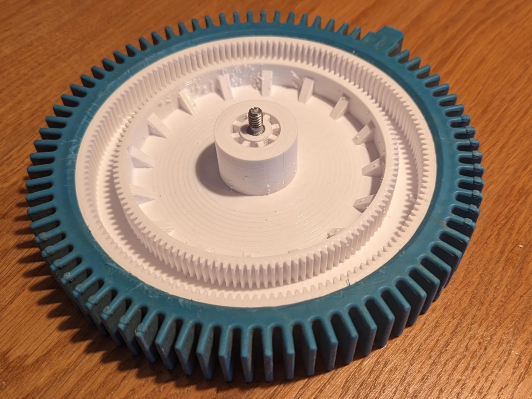 Hayward Aquanaut Pool Robot Wheel (200/400/450)