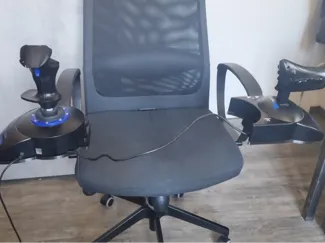 Ikea Markus chair Thrustmaster T-flight HOTAS