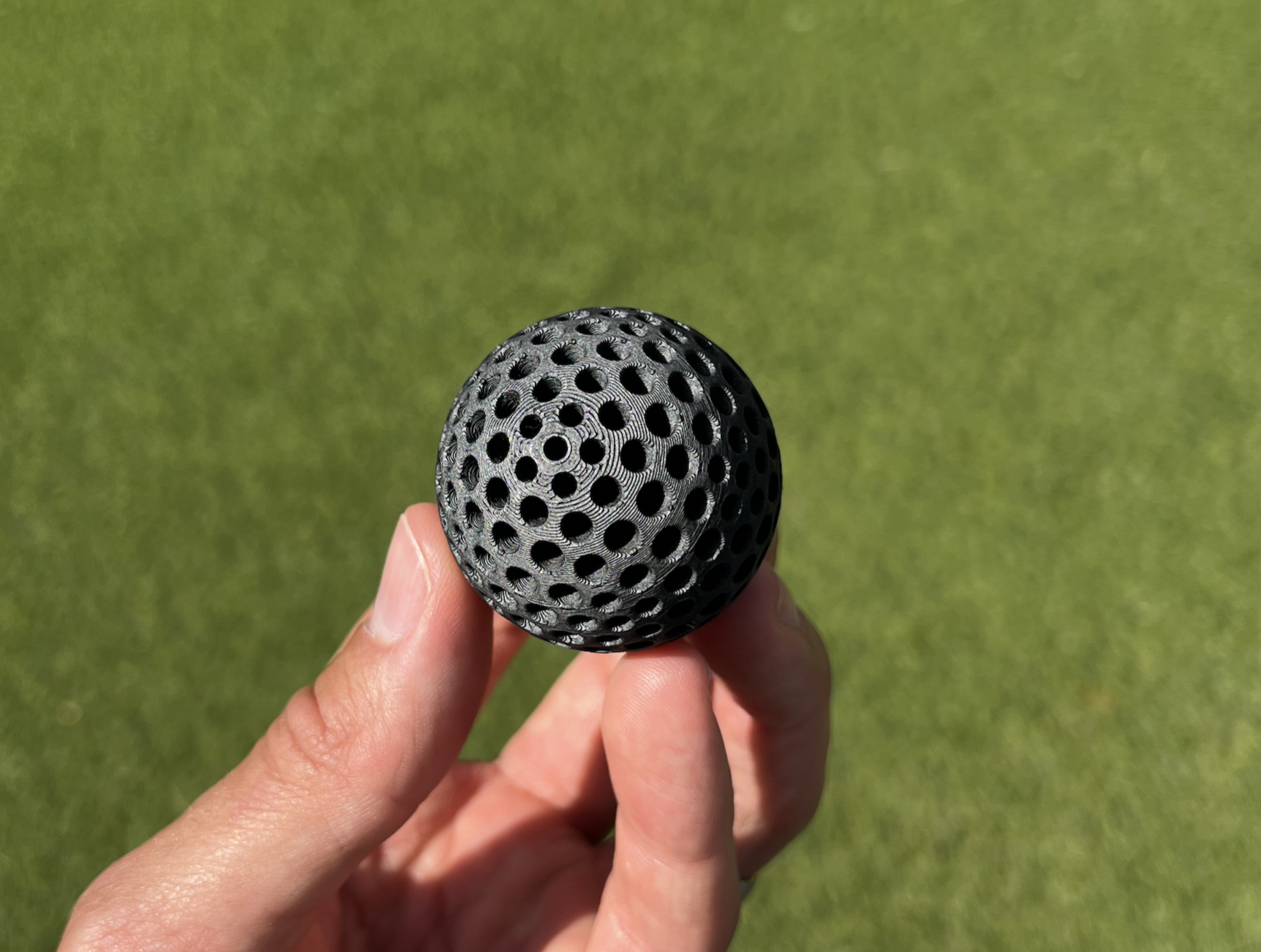 Airless Practice Golf Ball – Built-in Supports - 1