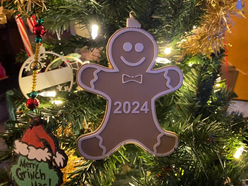 2024 Ginger bread man ornament 