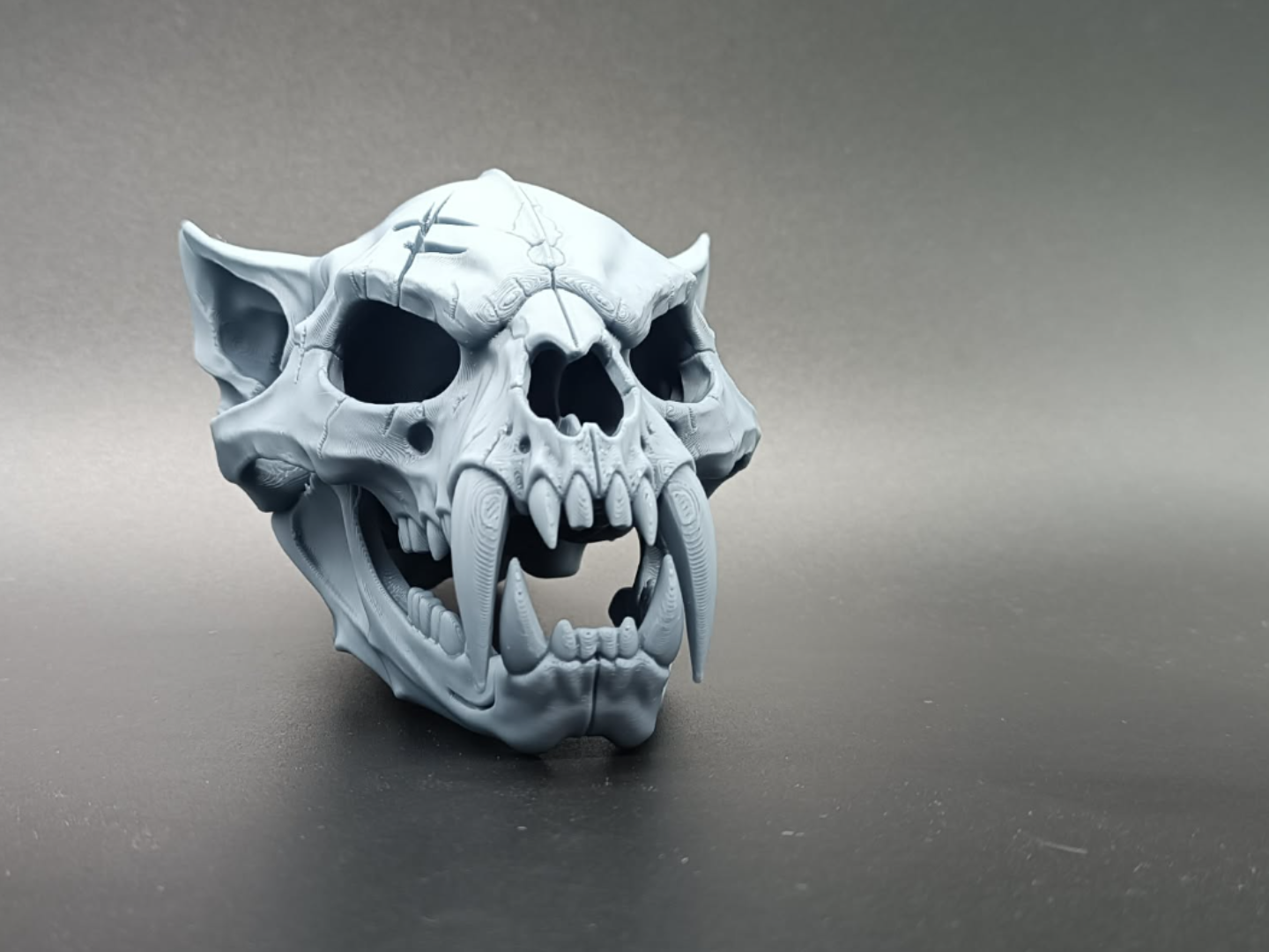 Saberfang Fantasy Skull