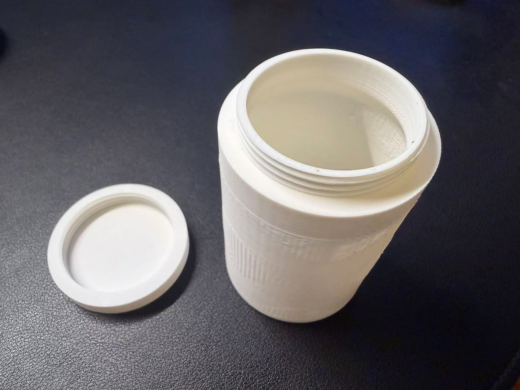 严丝合缝的小药瓶